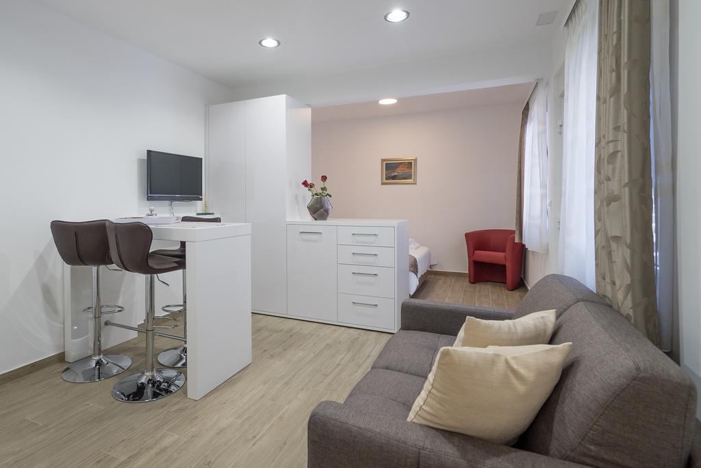 Drop In Split Luxury Suites Kültér fotó