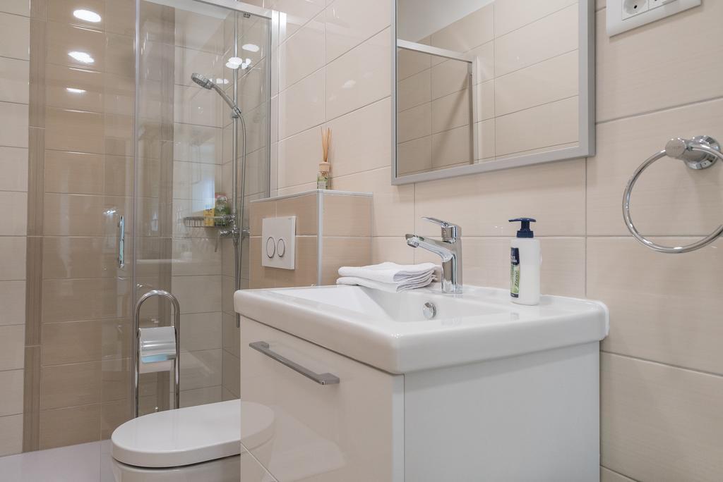 Drop In Split Luxury Suites Kültér fotó